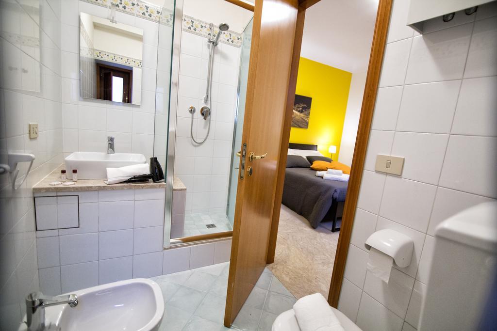 Niria Hotel Ragusa Eksteriør billede